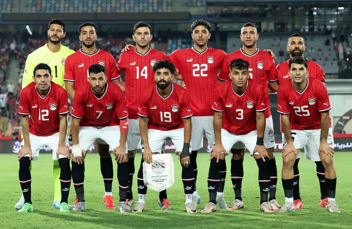 team photo for Egito